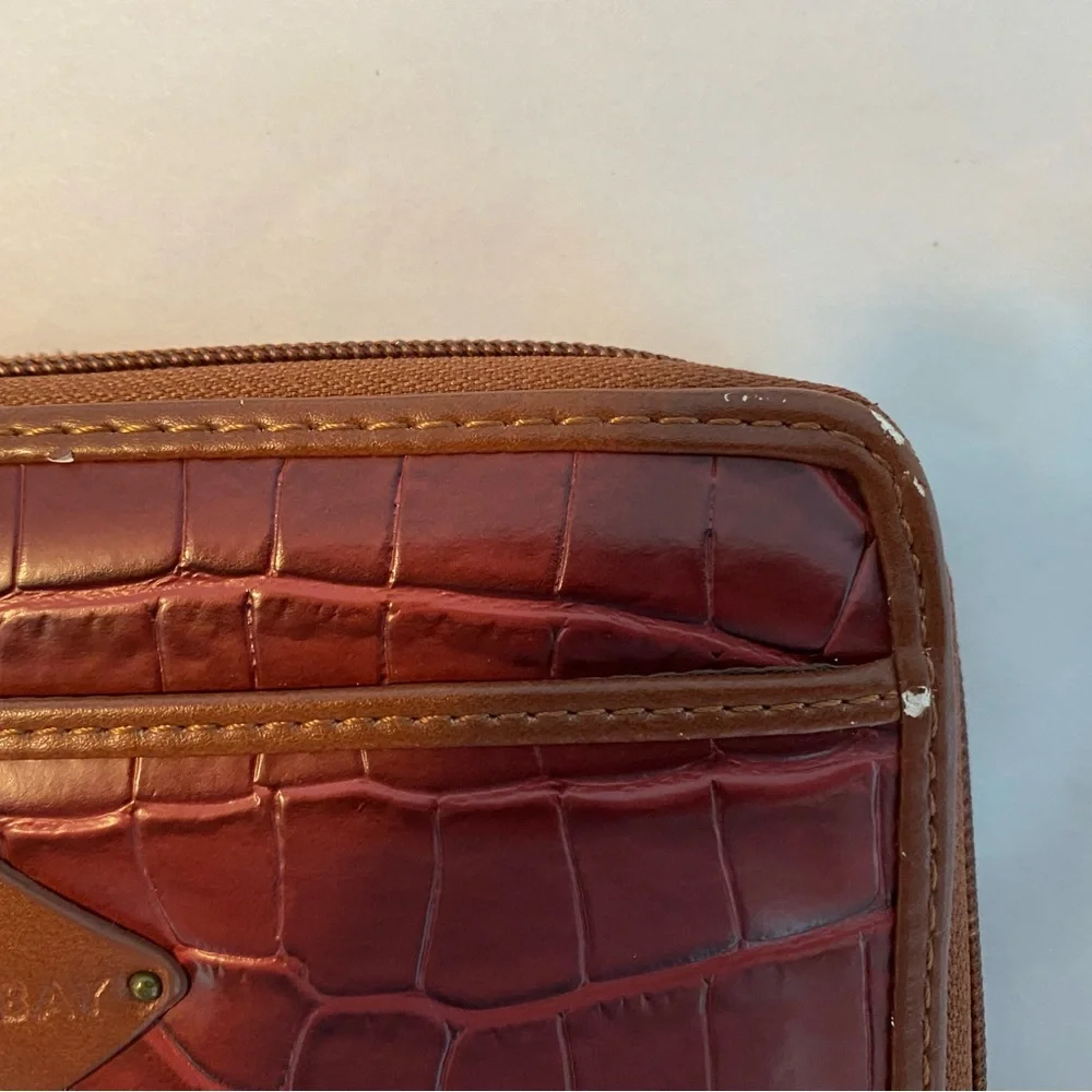 St. John’s Bay wristlet wallet. Croc leather. Gently used condition. - Picture 4 of 8